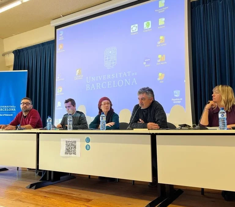 CUANDO EL TRABAJO Y LA EDUCACIÓN SOCIAL SE UNEN EN (PROFANO) MATRIMONIO. MARANYOSA 12 & LA MIRADA HORIZONTAL. Historias sin hogar de un educador social y tragicomedia del trabajo social bajo la niebla. Nada puede fallar.